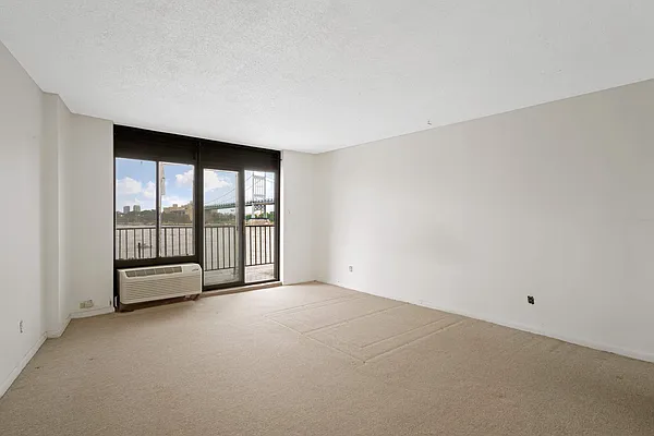 Sold by Compass | media 1