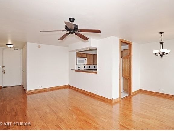 4th image of 655 W Irving Park Rd APT 1115