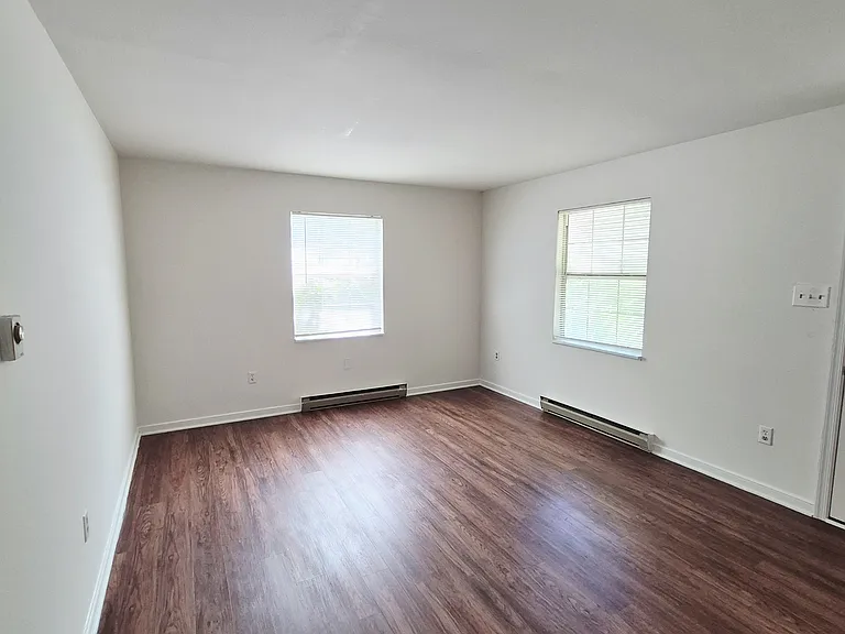 1412 Blair St — Photo 8