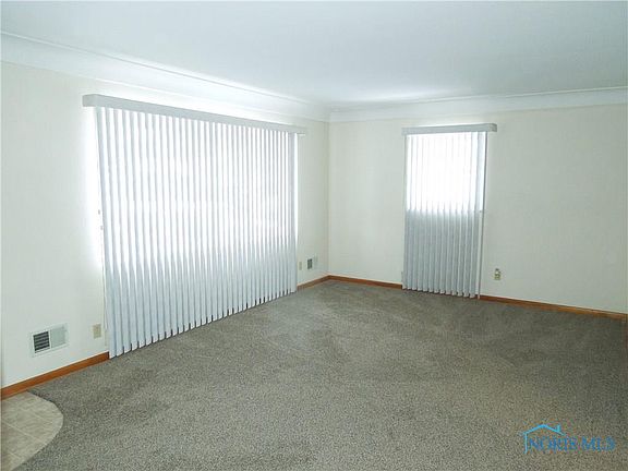 3rd image of 5534 Ashdale Ct