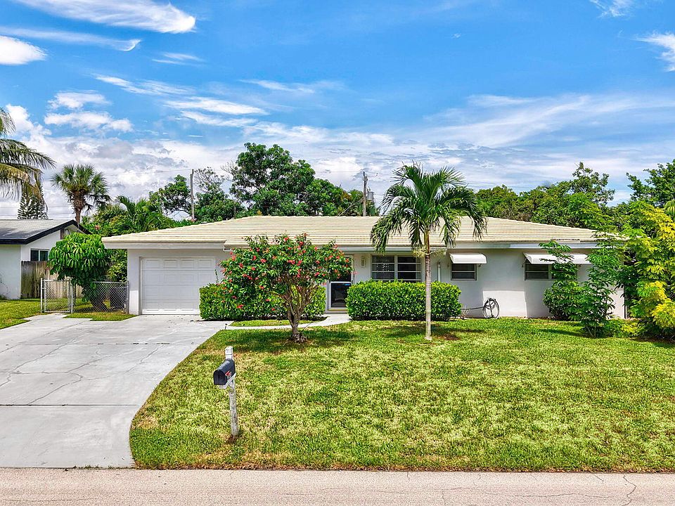 1st image of 469 NE 35TH Street