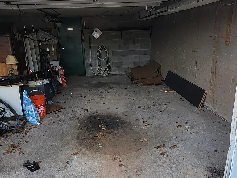 7828 Hasbrook Ave — Photo 11