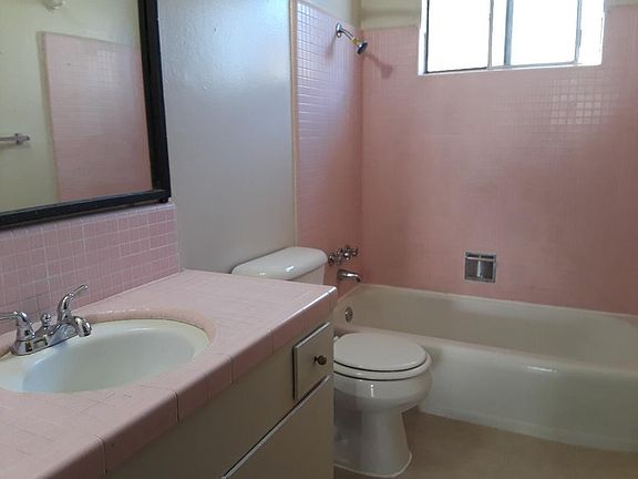 5th image of 866 Gallatin Dr APT 4