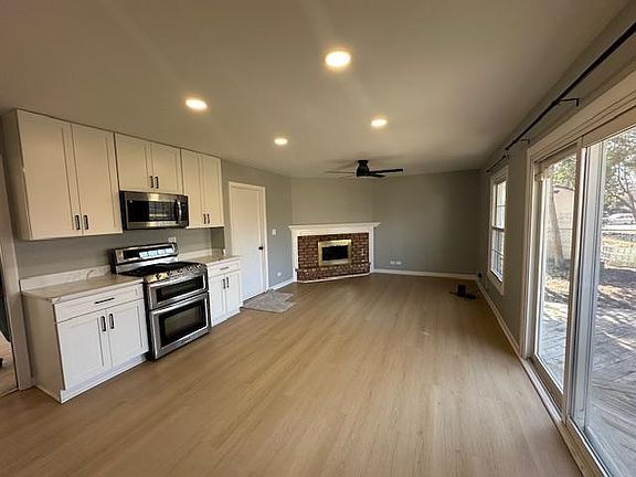 3rd image of 7893 Ramsgate Cir N