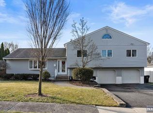 64 Croton Pl, Paramus, NJ 07652