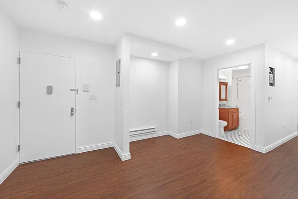 Rented by Outpost Brokerage LLC | media 2