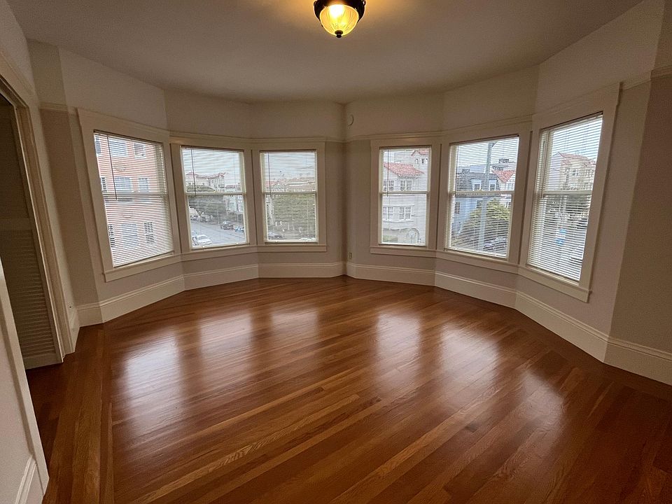 1st image of 2301 Bay St APT 202