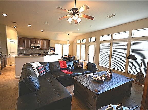 5th image of 4327 Hazepoint Dr