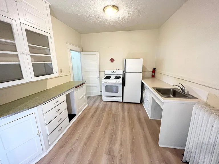 1515 SW 10th Ave #4 — Photo 7