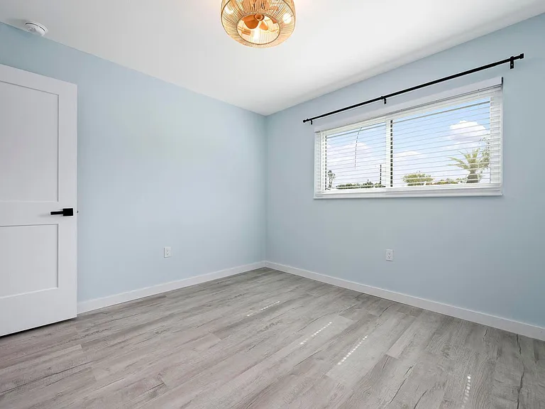 1258 Barbara Dr #107 — Photo 14