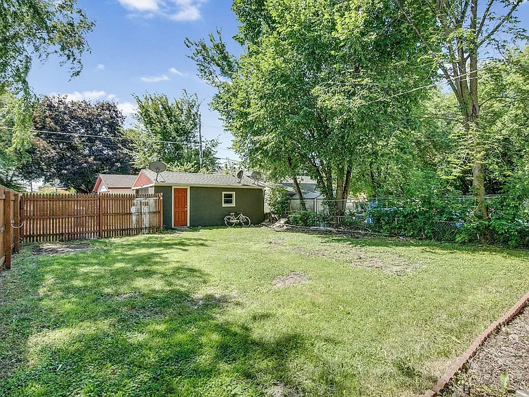 996 Fremont Ave — Photo 19