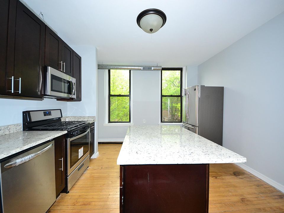 1st image of 3259 S Union Ave APT 2R