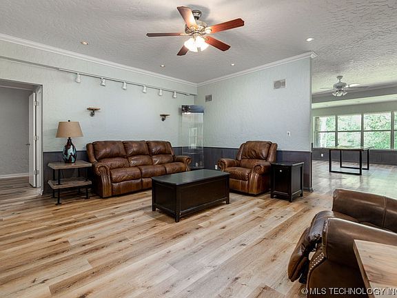5th image of 9278 Stonebrook Dr