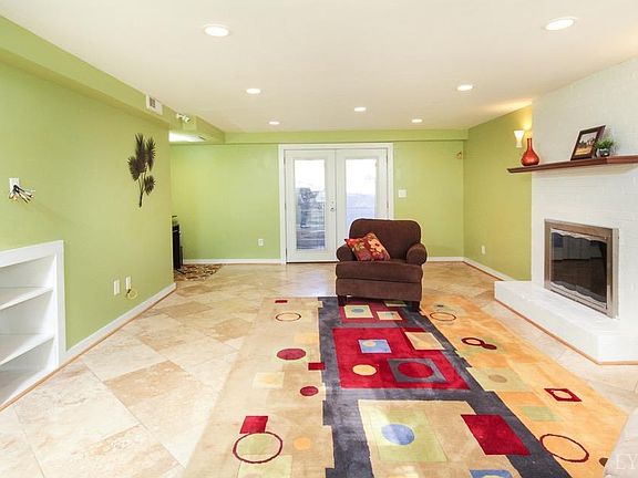 4th image of 310 Woodway Dr