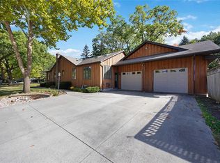 1311 Lakeshore Rd, Sarnia, ON N7S2L9