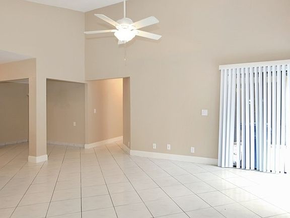 4th image of 9218 NW 49th Pl