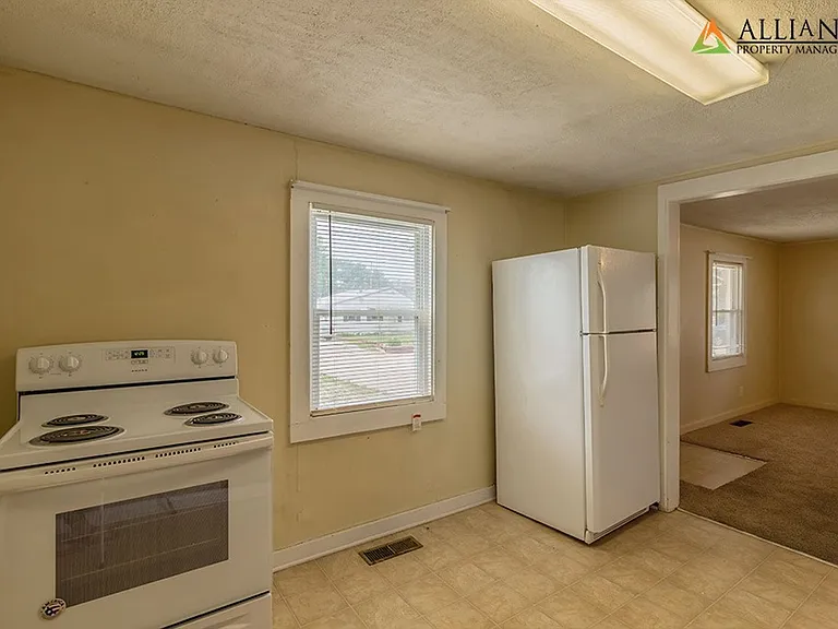 1517 Fair Ln — Photo 13