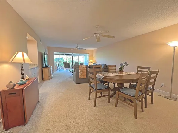 15400 Cedarwood Ln APT 102, Naples, FL 34110