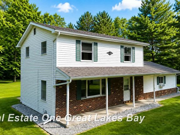 2nd image of 2289 S Brennan Rd