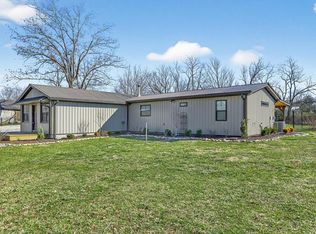 2490 Chestnut Hill Rd, Crossville, TN 38571