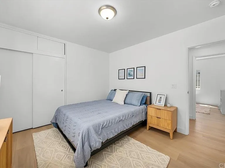 912 Ynez Ave — Photo 12