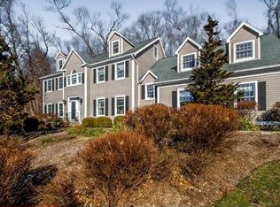 57 Sail Harbour Dr, New Fairfield, CT 06812