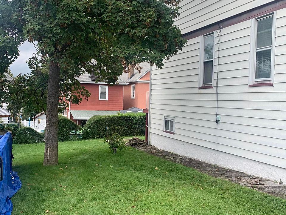2nd image of 390 Morningstar Rd