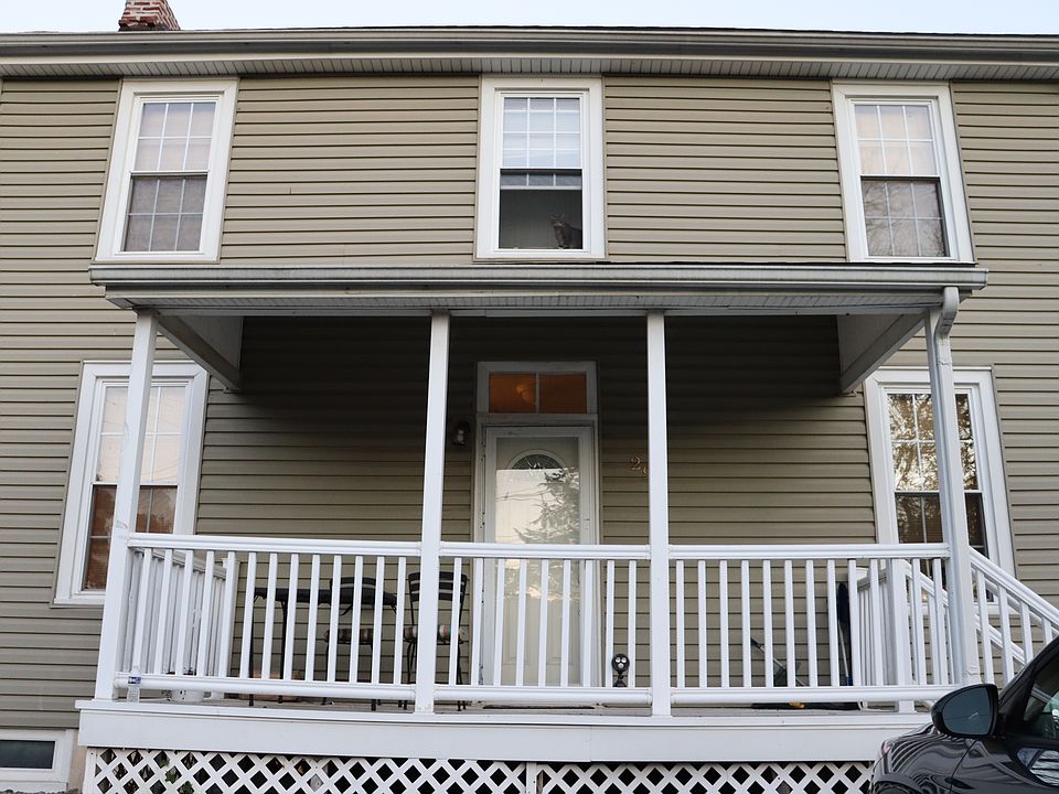 1st image of 294 Curtis Ln