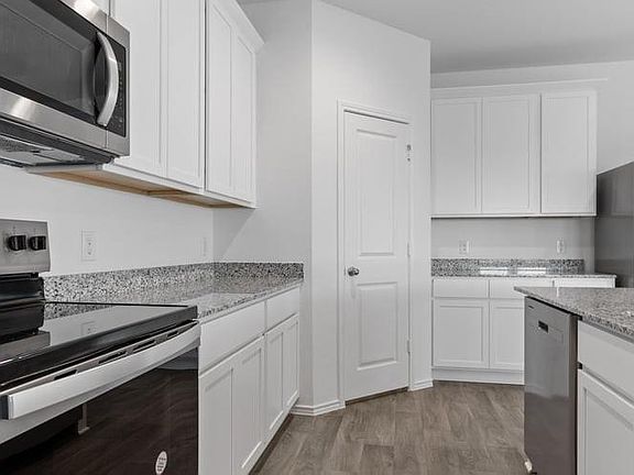4th image of 4228 Russet Elm Ln