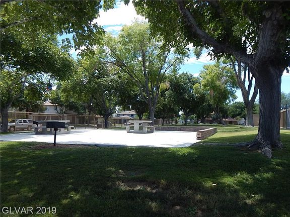 3rd image of 1536 Lorilyn Ave Unit 2