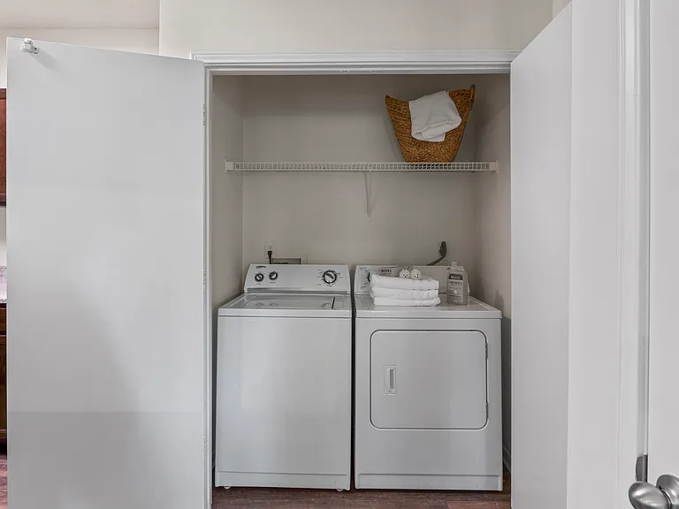 Cambridge Park Apartments — Photo 15