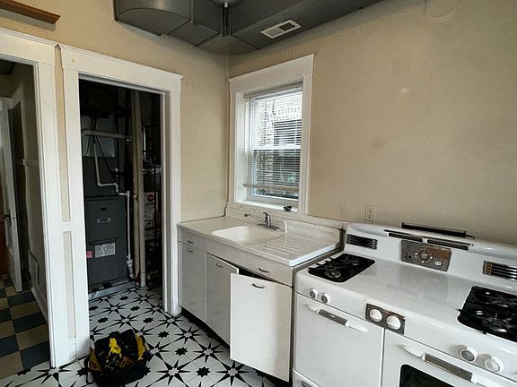 4th image of 719-721 W Wrightwood Ave #721-3