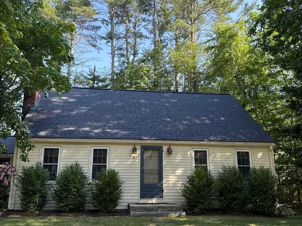 8 Penwood Drive, Kennebunk, ME 04043