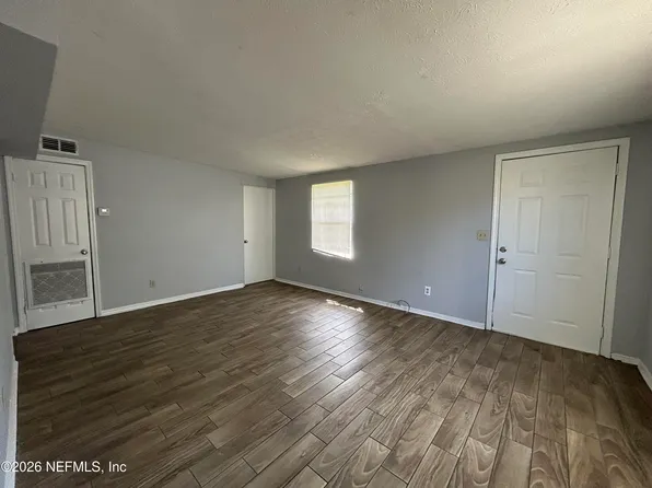 3254 Phyllis St, Jacksonville, FL