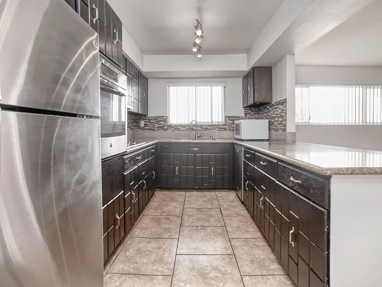 3556 Ruth Dr — Photo 8