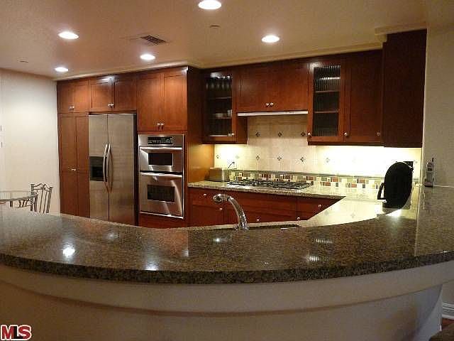 1st image of 5831 Seawalk Dr Unit 127