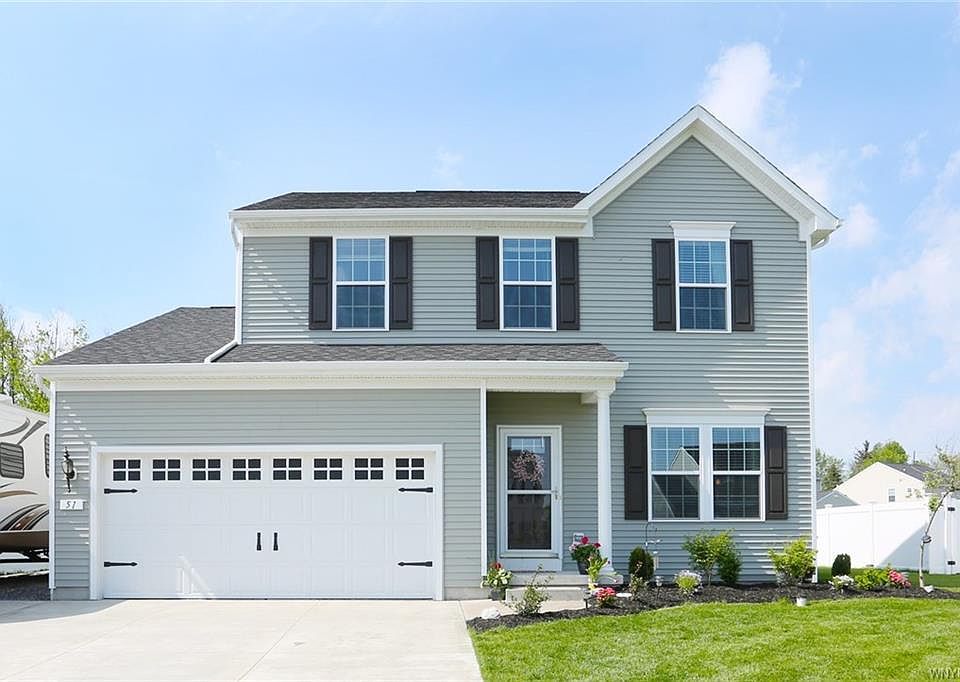 1st image of 51 Middlebury Ln