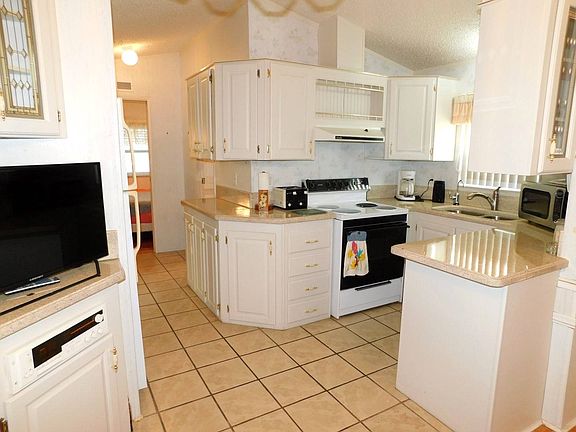 3rd image of 41219 Hockey Dr #91