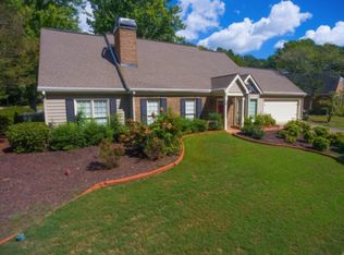 606 Oakledge Dr, Marietta, GA 30060