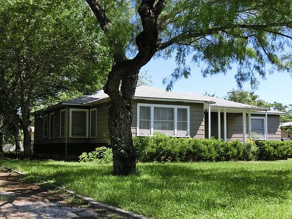 3rd image of 207 Rosemont Dr