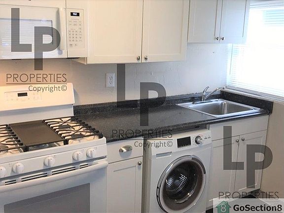 4th image of 759 Charles Ave APT A