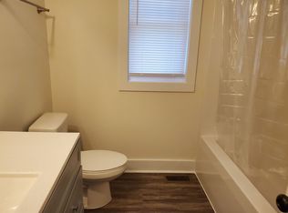 604 4th St, Blackstone, VA 23824