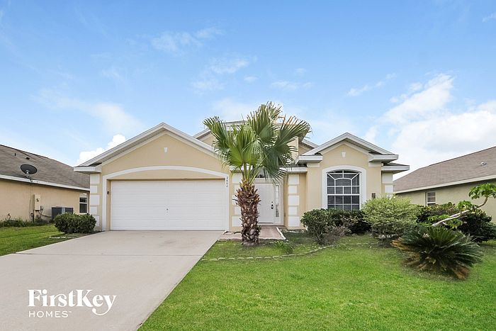 1st image of 2604 Sunningdale Dr