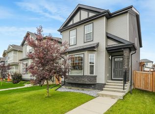 17724 58th St NW, Edmonton, AB T5Y3W8