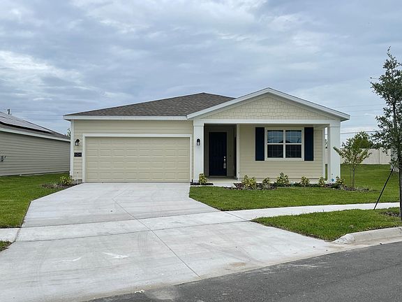 4th image of 604 Andrea Cir N