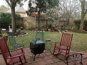 4th image of 4011 Stonehurst Dr
