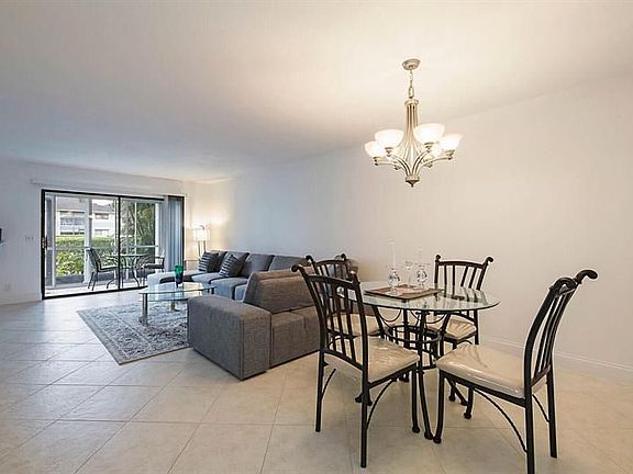 5th image of 15364 Lakes Of Delray Blvd APT 50