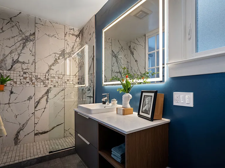 1023 Broadway #1023 — Photo 37