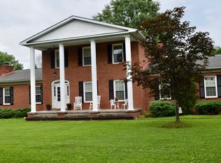 147 Maplewood Est, Scott Depot, WV 25560