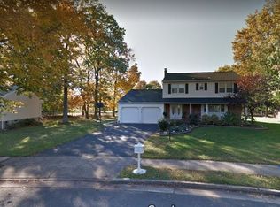 7 Traci Ln, Piscataway, NJ 08854